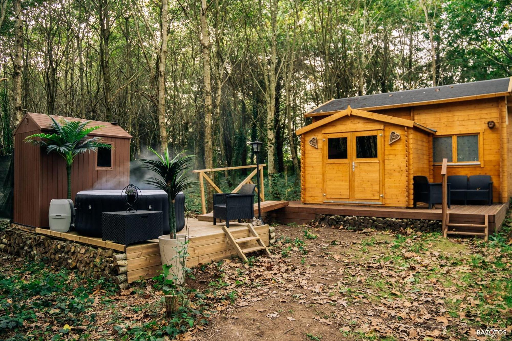 Cabane Insolite Avec Escape Game Saint-Évarzec Buitenkant foto