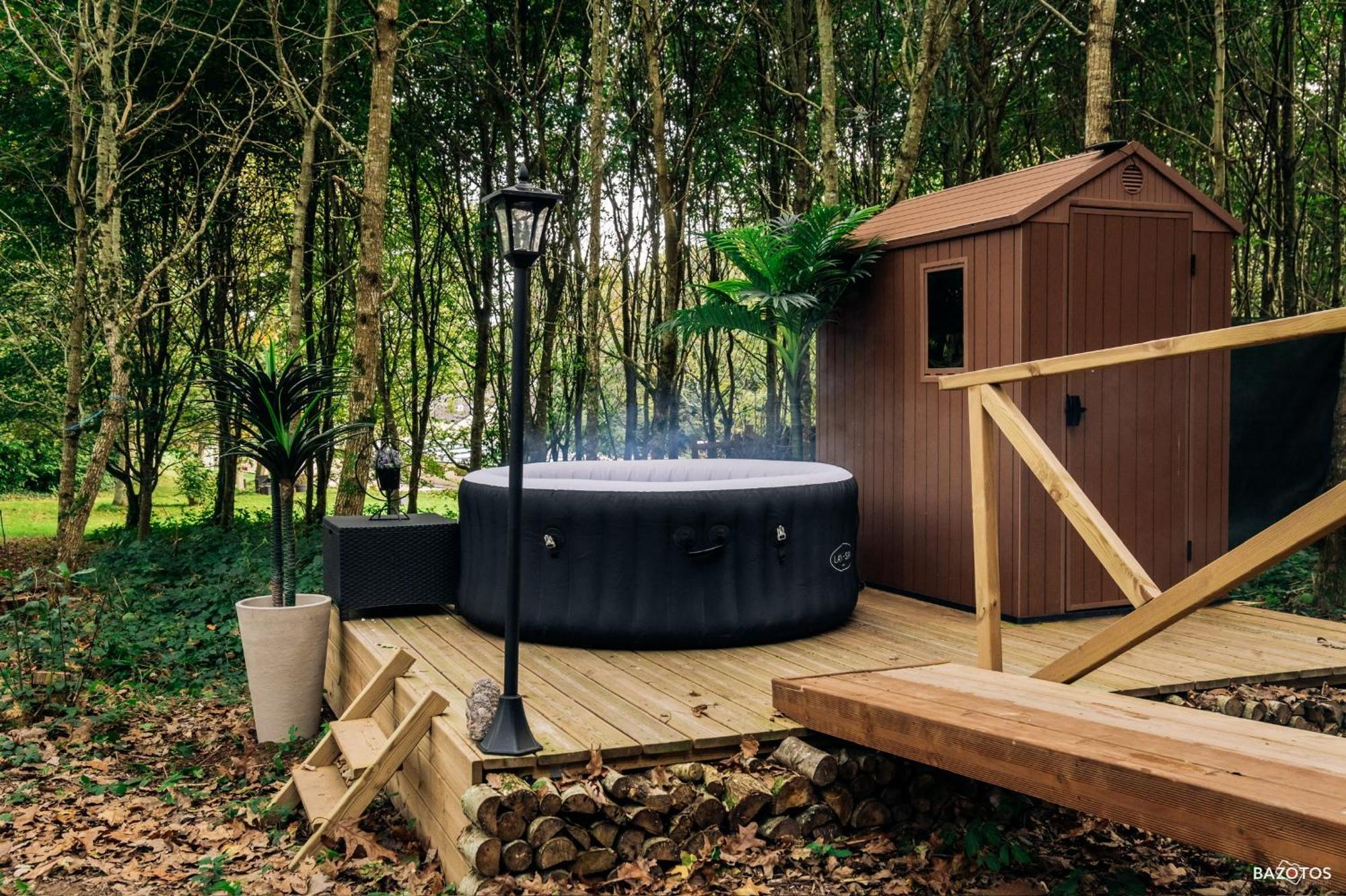 Cabane Insolite Avec Escape Game Saint-Évarzec Buitenkant foto